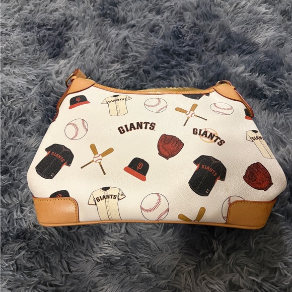 Dooney & Bourke SF Giants Themed Shoulder Bag and Wallet - White and Tan - Picture 6 of 11